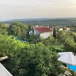 Sofia - Pool, Sauna & Nature Escape Vakantiehuis Varna