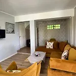 Sofia - Pool, Sauna & Nature Escape