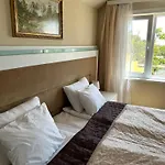 Sofia - Pool, Sauna & Nature Escape *