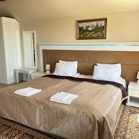 Sofia - Pool, Sauna & Nature Escape Varna