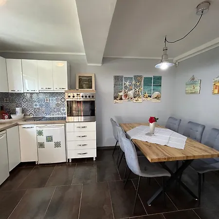 Sofia - Pool, Sauna & Nature Escape Ваканционна къща