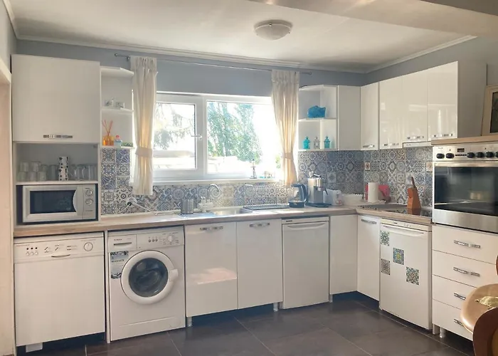 Sofia - Pool, Sauna & Nature Escape Дом отдыха *