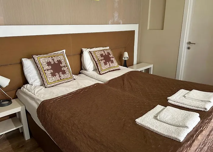 Sofia - Pool, Sauna & Nature Escape Feriehus *